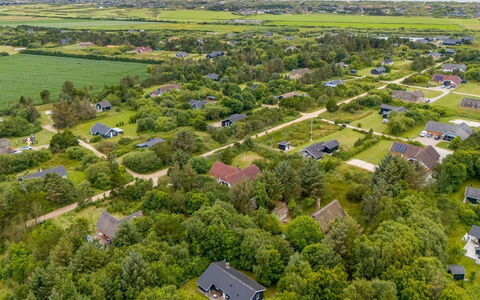 Fredger - 1.8Km from the Sea: Maison, Toit, Domicile, Chalet, Biens, Ferme, Villa, Porche, Siding