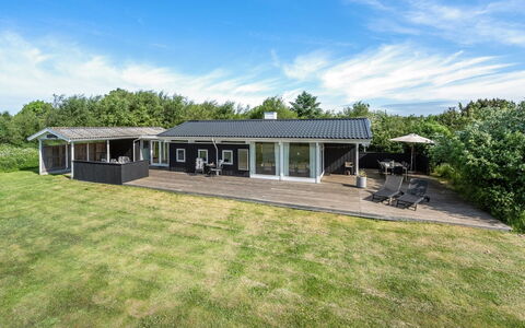 Anund - 1.4Km from the Sea: Maison, Toit, Domicile, Chalet, Biens, Ferme, Villa, Porche, Siding