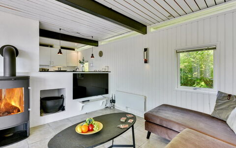 Anund - 1.4Km from the Sea: Maison, Toit, Domicile, Chalet, Cabanon, Batiments Jardin, Siding, Cour, Cabane En Rondins, Cabane