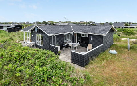 Marika - 500M from the Sea: Chalet, Cabanon, Cabane, Ferme, Prairie, Cabane, Grange, Cabane En Rondins, Batiments Jardin