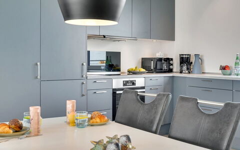 Geraldine - 250M from the Sea: Chalet, Cabanon, Cabane, Ferme, Prairie, Cabane, Grange, Cabane En Rondins, Batiments Jardin