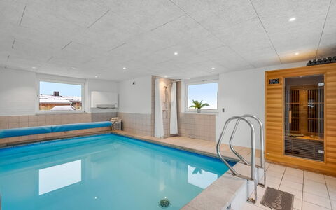 Sissan - 900M from the Sea: Toit, Lot Terre, Chalet, Domicile, Zone Rurale, Cabanon, Siding, Batiments Jardin, Cabane En Rondins, Cabane