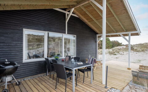 Martti - from the Sea: Herbe, Maison, Toit, Domicile, Chalet, Arbuste, Lot Terre, Zone Rurale, Ferme, Couverture De Sol