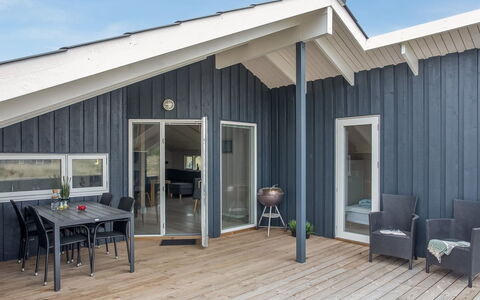 Estella - 500M to the Fjord: Maison, Toit, Domicile, Chalet, Cabanon, Batiments Jardin, Siding, Cour, Cabane En Rondins, Cabane