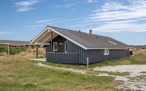 Estella - 500M to the Fjord: Herbe, Maison, Toit, Chalet, Domicile, Arbuste, Ferme, Lot Terre, Zone Rurale