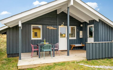 Estella - 500M to the Fjord: Herbe, Maison, Toit, Chalet, Domicile, Arbuste, Ferme, Lot Terre, Zone Rurale