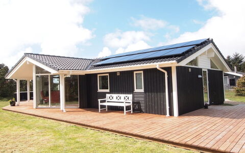 Helen - 500M to the Fjord: Herbe, Maison, Toit, Chalet, Domicile, Arbuste, Ferme, Lot Terre, Zone Rurale