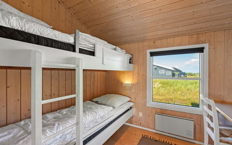 Hjalma - from the Sea: Bois, Lit Superposé, Chambre, Dur, Cadre De Lit, Tache De Bois, Lit, Planche, Cabane En Rondins, Literie