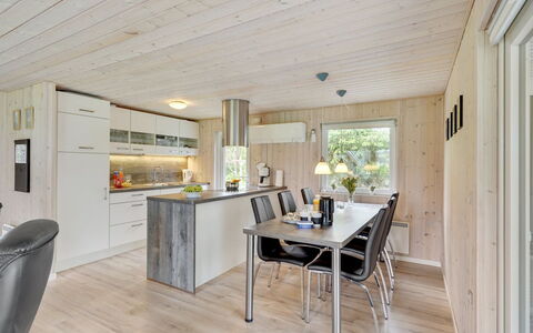 Sheemen - 700M to the Fjord: Maison, Toit, Domicile, Chalet, Cabanon, Batiments Jardin, Siding, Cour, Cabane En Rondins, Cabane