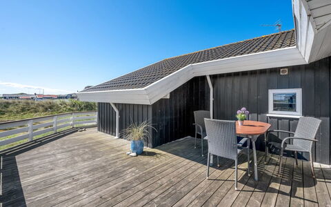 Sylta - from the Sea: Arbuste, Design Urbain, Couverture De Sol, Brique, Appartement, Biens, Brickwork, Balcon, Aménagement Paysager