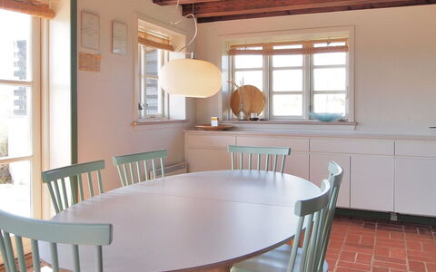 Swanja - from the Sea: Meubles, Design Intérieur, Sol, Bois, Table, Sol, Chaise, Salle À Manger, Table Cuisine Et Salle A Manger, Luminaire