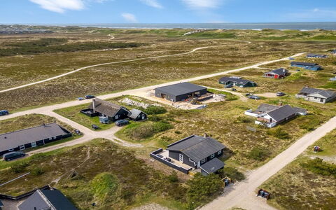Arbnora - 400M from the Sea: Bois, Maison, Chalet, Domicile, Toit, Zone Rurale, Siding, Cabane En Rondins, Batiments Jardin, Dur