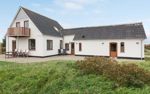 Matthias - 400M to the Fjord: Maison, Toit, Domicile, Chalet, Biens, Ferme, Villa, Porche, Siding