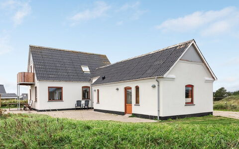 Matthias - 400M to the Fjord: Maison, Toit, Domicile, Chalet, Biens, Ferme, Villa, Porche, Siding