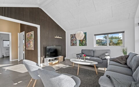 Niesina - from the Sea: Bois, Plafond, Design Intérieur, Sol, Salon, Sol, Domicile, Canapé, Pièce