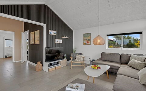 Niesina - from the Sea: Mur, Design Intérieur, Bois, Plafond, Sol, Sol, Salon, Pièce, Canapé, Domicile