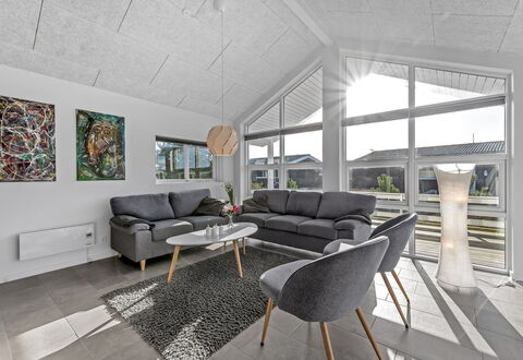 Niesina - from the Sea: Design Intérieur, Sol, Bois, Canapé, Meubles, Plafond, Sol, Salon, Pièce