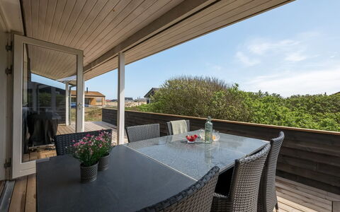 Temelko - 200M from the Sea: Piscine, Mobilier De Jardin, Meubles, Recours, Dalle, Eco Hôtel, Ombre, Chaise, Loisir, Biens