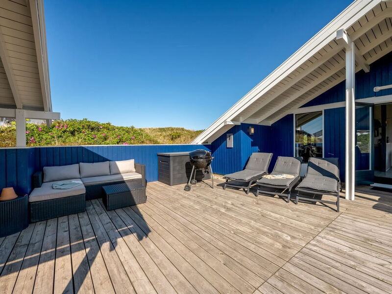 Asalonis - 250M from the Sea