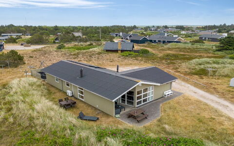 Drifa - 600M from the Sea: Toit, Lot Terre, Chalet, Domicile, Zone Rurale, Cabanon, Siding, Batiments Jardin, Cabane En Rondins, Cabane