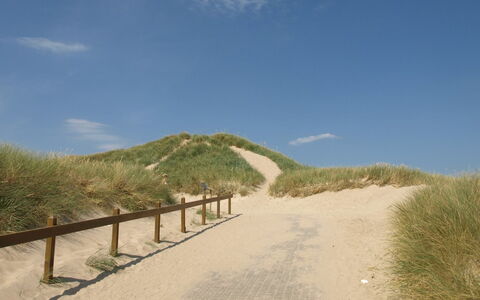 Agga - 200M from the Sea: Écorégion, Paysage, Piste, Le Sable, Pente, Passerelle, Sol