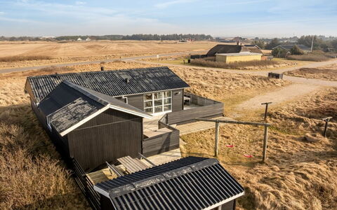 Withger - 300M from the Sea: Maison, Toit, Domicile, Chalet, Cabanon, Batiments Jardin, Siding, Cour, Cabane En Rondins, Cabane