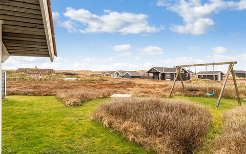 Doris - 150M from the Sea: Toit, Lot Terre, Chalet, Domicile, Zone Rurale, Cabanon, Siding, Batiments Jardin, Cabane En Rondins, Cabane