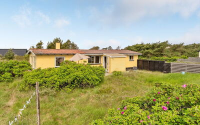 Suki - 650M from the Sea