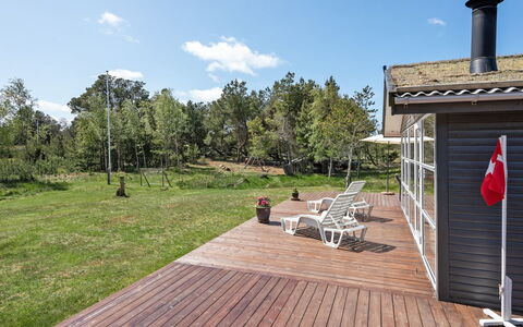 Ninna - 1Km from the Sea: Herbe, Maison, Toit, Domicile, Chalet, Arbuste, Lot Terre, Zone Rurale, Ferme, Couverture De Sol