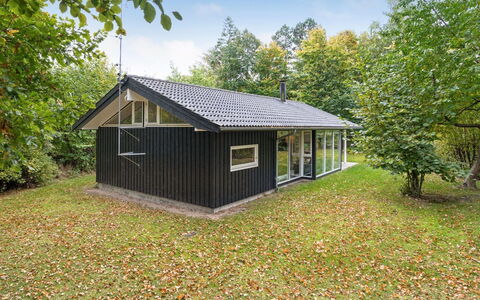 Follerich - 250M from the Sea: Toit, Lot Terre, Chalet, Domicile, Zone Rurale, Cabanon, Siding, Batiments Jardin, Cabane En Rondins, Cabane