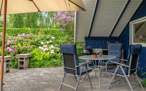 Begitta - 350M from the Sea: Bois, Toit, Architecture, Domicile, Maison, Chalet, Siding, Dur, Pente, Biens