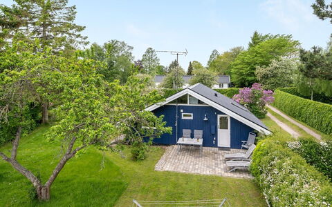 Begitta - 350M from the Sea: Bois, Toit, Architecture, Domicile, Maison, Chalet, Siding, Dur, Pente, Biens