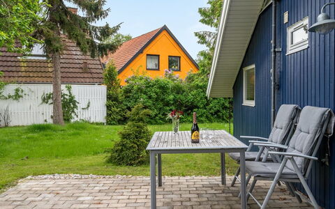 Begitta - 350M from the Sea: Bois, Toit, Architecture, Domicile, Maison, Chalet, Siding, Dur, Pente, Biens