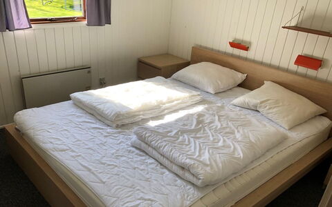 Harald - 300M from the Sea: Bois, Chalet, Dur, Planche, Tache De Bois, Batiments Jardin, Conception, Cour, Cabane En Rondins, Arrière-Cour