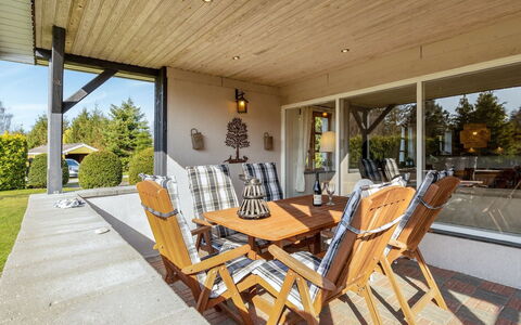 Annegret - 250M from the Sea: Herbe, Maison, Toit, Domicile, Chalet, Arbuste, Lot Terre, Zone Rurale, Ferme, Couverture De Sol