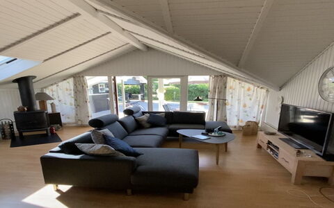 Analine - 1Km from the Sea: Piscine, Mobilier De Jardin, Meubles, Recours, Dalle, Eco Hôtel, Ombre, Chaise, Loisir, Biens