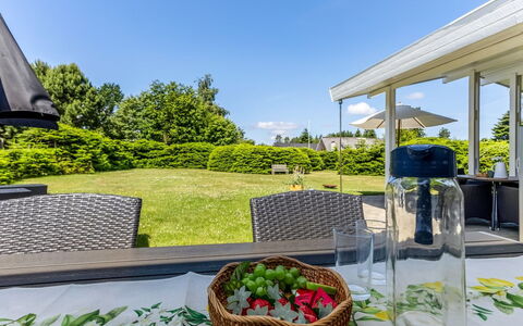 Allaine - 500M from the Sea: Bois, Maison, Chalet, Domicile, Toit, Zone Rurale, Siding, Cabane En Rondins, Batiments Jardin, Dur