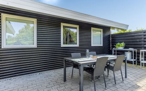 Allaine - 500M from the Sea: Bois, Maison, Chalet, Domicile, Toit, Zone Rurale, Siding, Cabane En Rondins, Batiments Jardin, Dur