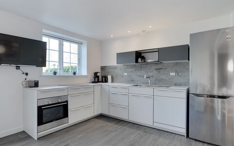Odeta - 100M from the Sea: 