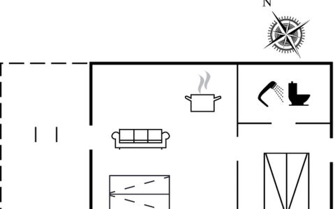 Bertte - 100M from the Sea: Meubles, Mobilier De Jardin, Chaise, Tableau De Plein Air, Table, Sol, Table Cuisine Et Salle A Manger, Plate-Forme, Patio, Tache De Bois