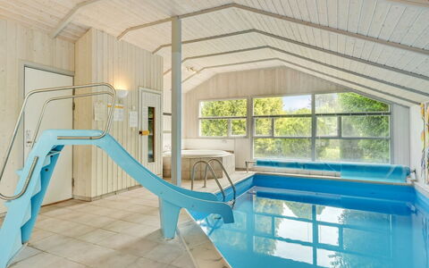 Joakim - 350M from the Sea: Piscine, Mobilier De Jardin, Meubles, Recours, Dalle, Eco Hôtel, Ombre, Chaise, Loisir, Biens