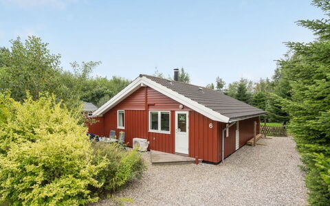 Lyra - 800M from the Sea: Herbe, Maison, Toit, Domicile, Chalet, Arbuste, Lot Terre, Zone Rurale, Ferme, Couverture De Sol