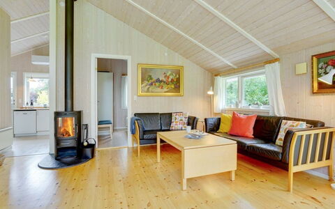 Lyra - 800M from the Sea: Herbe, Maison, Toit, Domicile, Chalet, Arbuste, Lot Terre, Zone Rurale, Ferme, Couverture De Sol