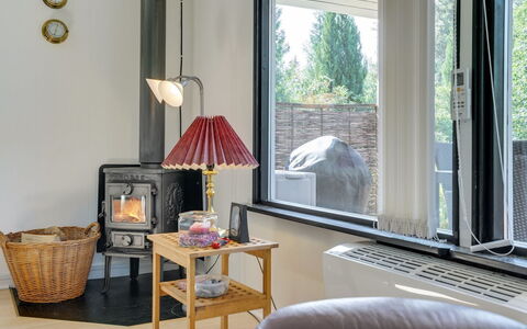 Filippa - 900M from the Sea: Bois, Maison, Chalet, Domicile, Toit, Zone Rurale, Siding, Cabane En Rondins, Batiments Jardin, Dur