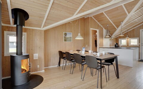 Uolevi - 200M from the Sea: Maison, Domicile, Toit, Chalet, Lot Terre, Biens, Ferme, Village, Ferme