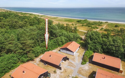 Bergit - 55M from the Sea: Bois, Toit, Domicile, Maison, Architecture, Siding, Lot Terre, Chalet, Cabanon, Batiments Jardin