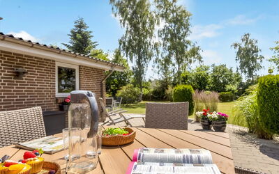 Sessa - 800M from the Sea