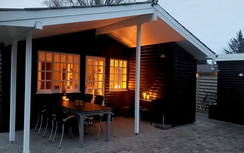 Zuhra - 680M from the Sea: Arbre, Maison, Domicile, Arbuste, Chalet, Biens, Forêt, Mélèze, Des Bois