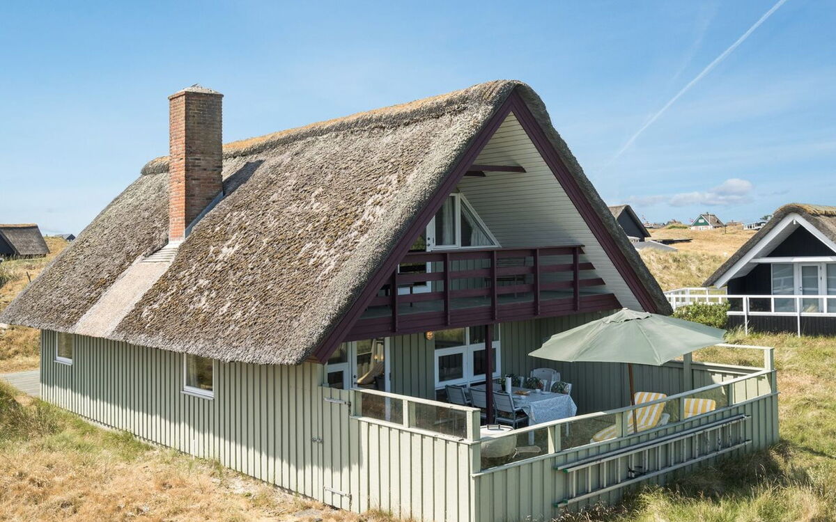Inra - 400M from the Sea