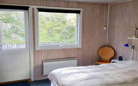 Gudrid - 500M from the Sea: Chambre, Lit, Drap De Lit, Mur, Literie, Bois, Design Intérieur, Sol, Sol, Meubles